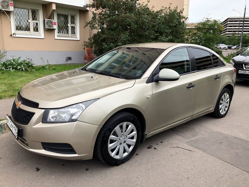 Chevrolet Cruze 2011 бежевый