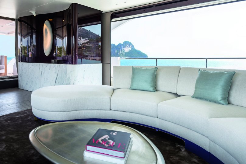 Новый Азимут 35 метри