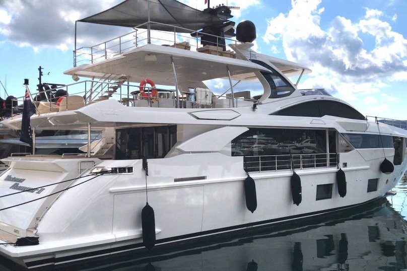 Моторные яхты Azimut grande
