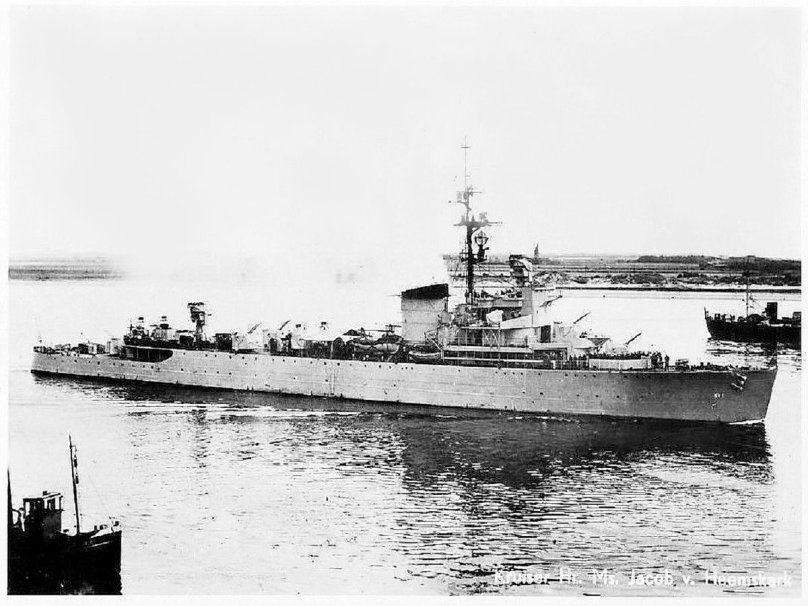 HNLMS Jacob van Heemskerck 1939