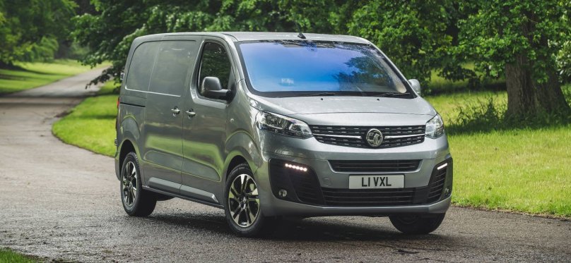 Опель Виваро 2021