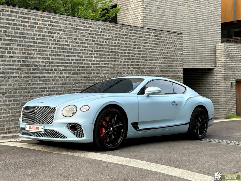 Бентли купе голубой