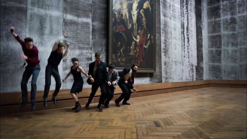 Site specific театр