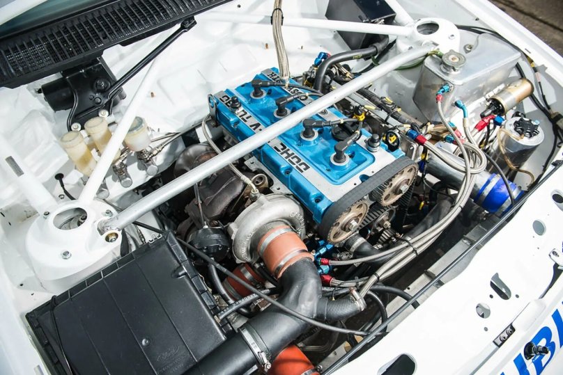 Ford Sierra RS 500 Cosworth engine