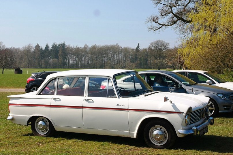 Hillman Minx Series III