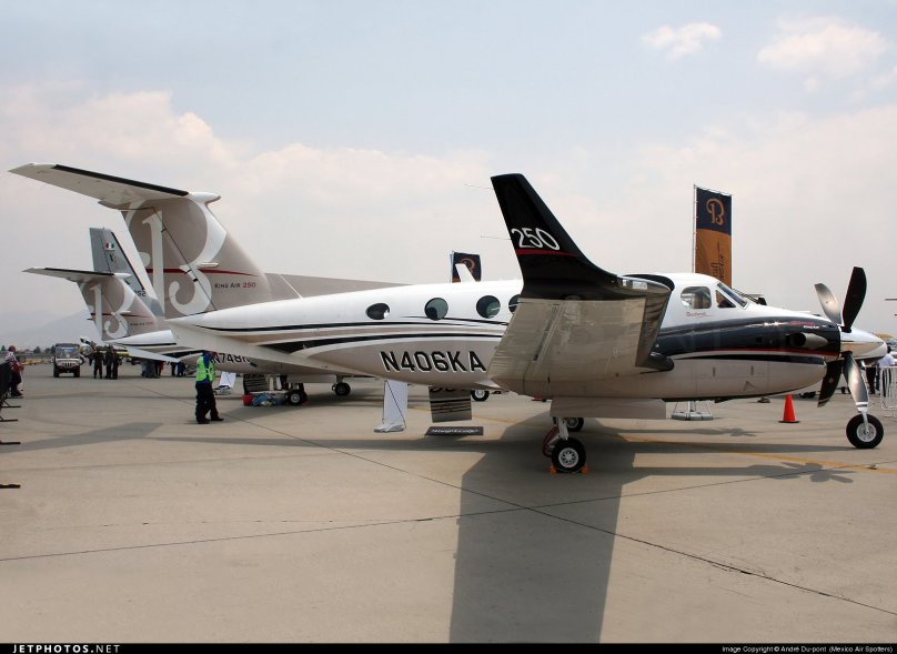 Hawker-Beechcraft King Air 200