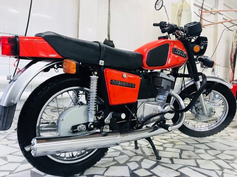 ИЖ Планета 7