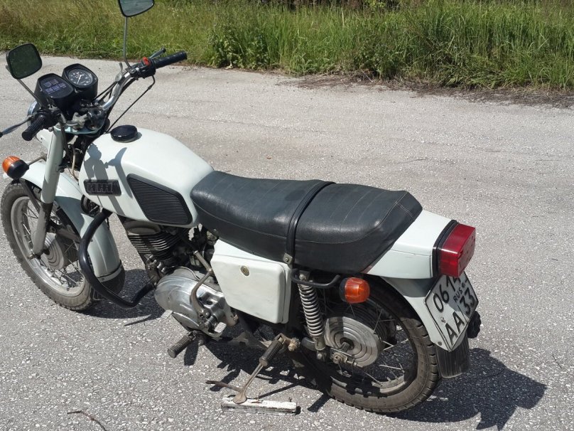 ИЖ Планета 5 белая