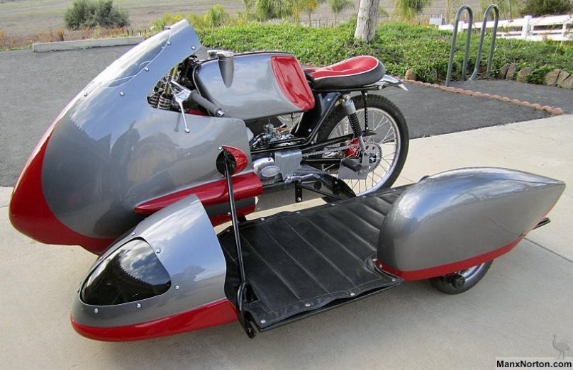 CJ Adept 700 мотоцикл с коляской