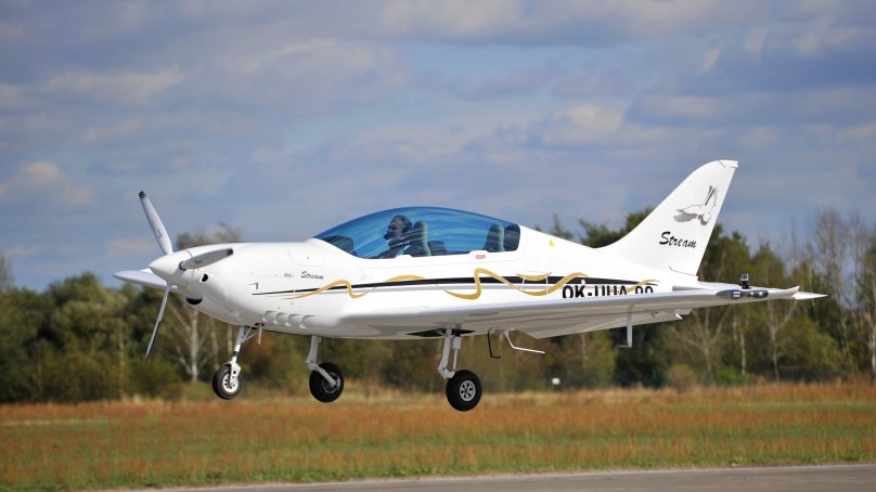 Blackshape CF-300 Prime