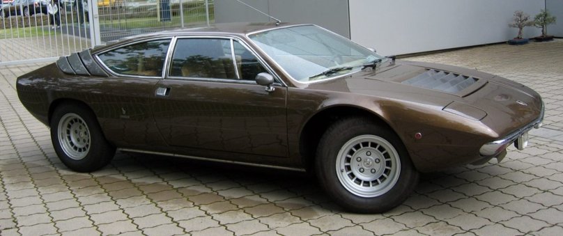 Ламборгини уррако р111