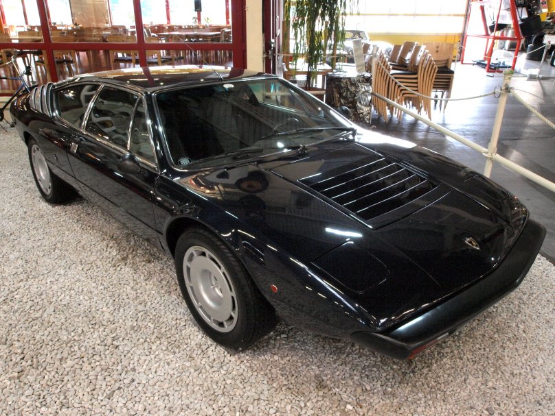 Ламборджини уррако