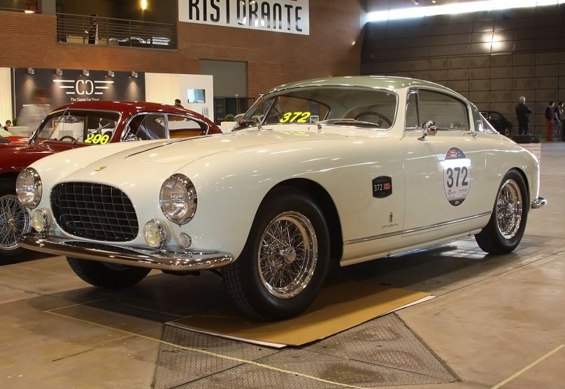 Ferrari 250 gt 2+2