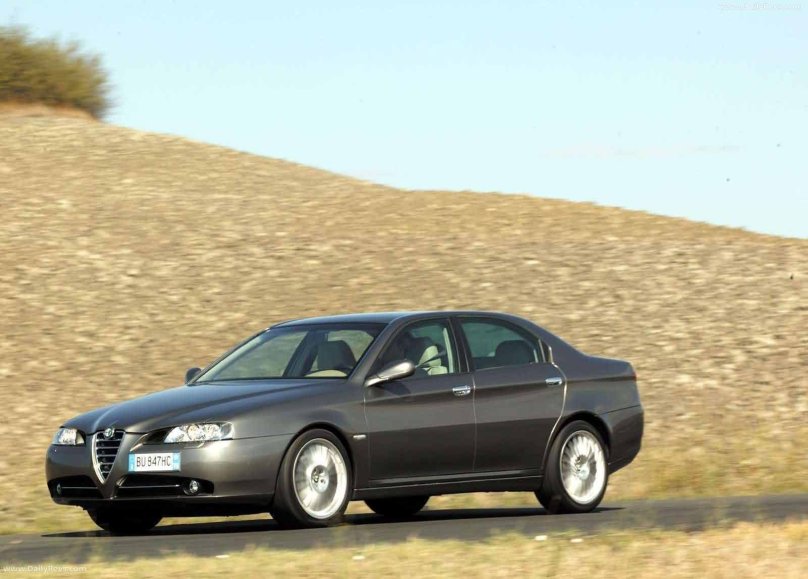 Alfa Romeo 166