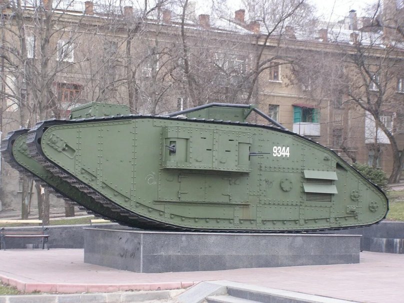 Мемориал борцам революции Луганск