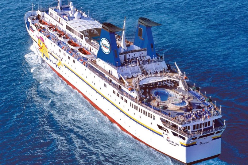 Князь Владимир корабль круизный лайнер