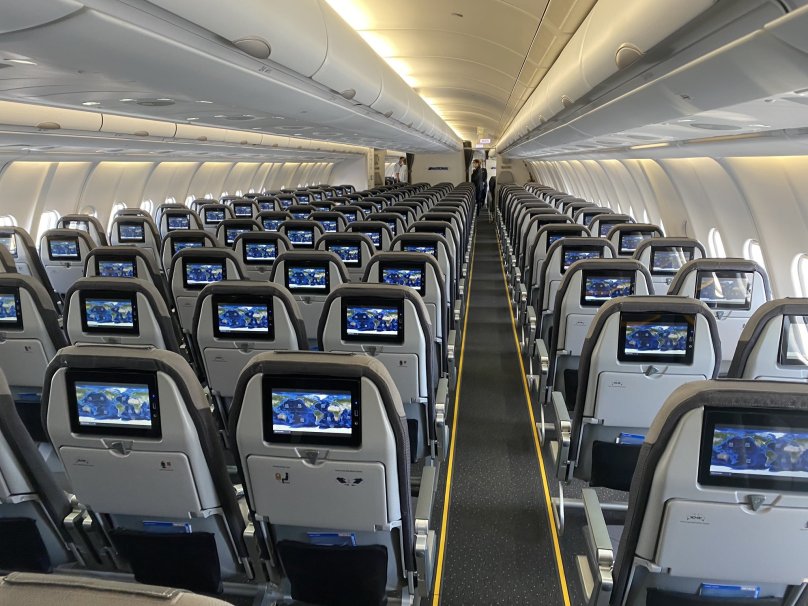 Airbus a330-300 салон