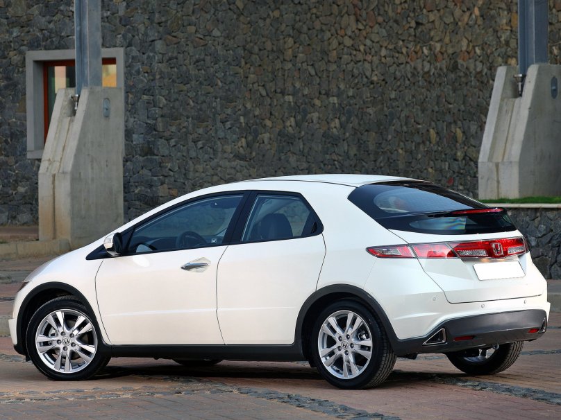 Хонда Цивик 5 хэтчбек