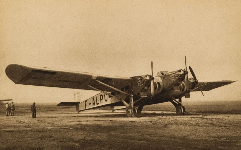 Самолет т6-1