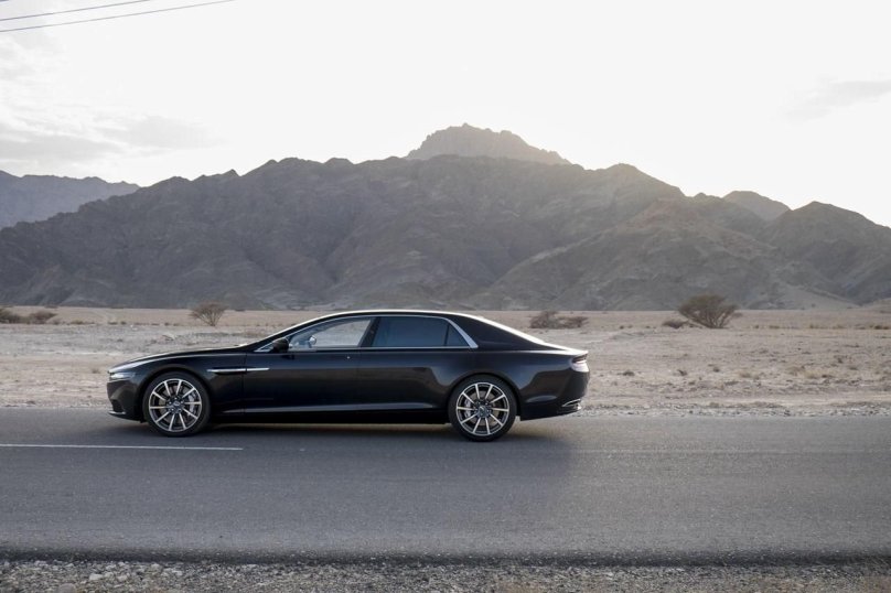 Aston Martin седан Lagonda