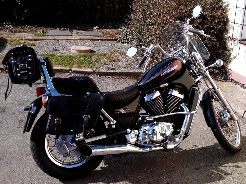 Судзуки интрудер 800