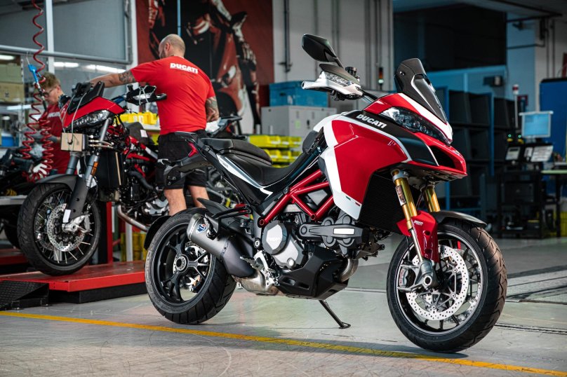 Ducati Multistrada v4