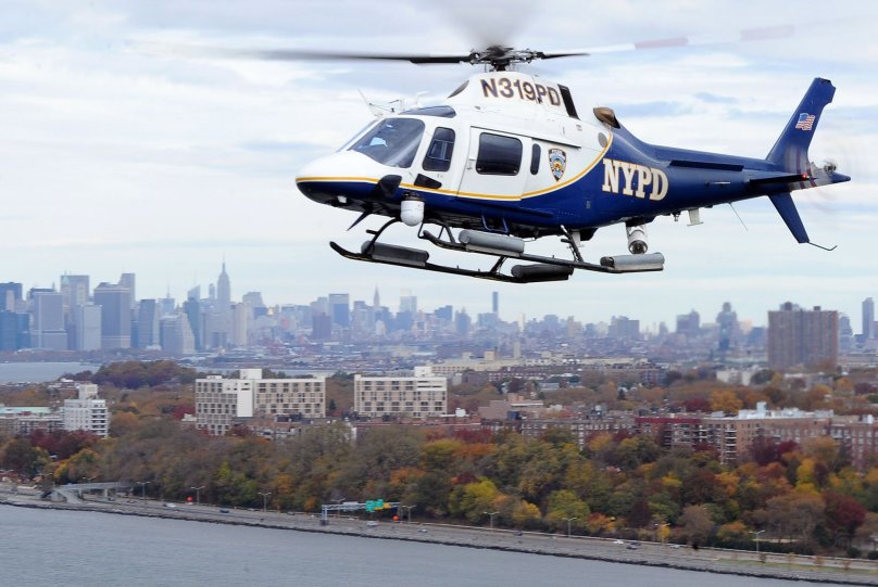 Полицейский вертолет LAPD