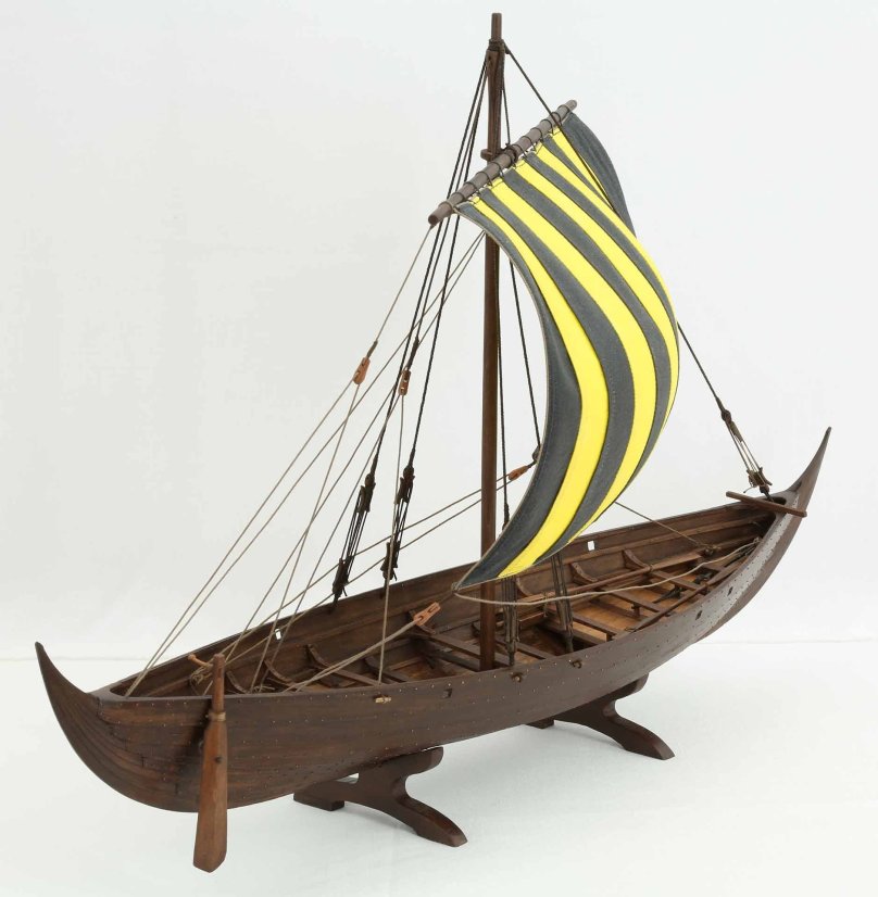 Драккар модель