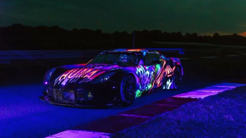 Шевроле Корвет неон 4к