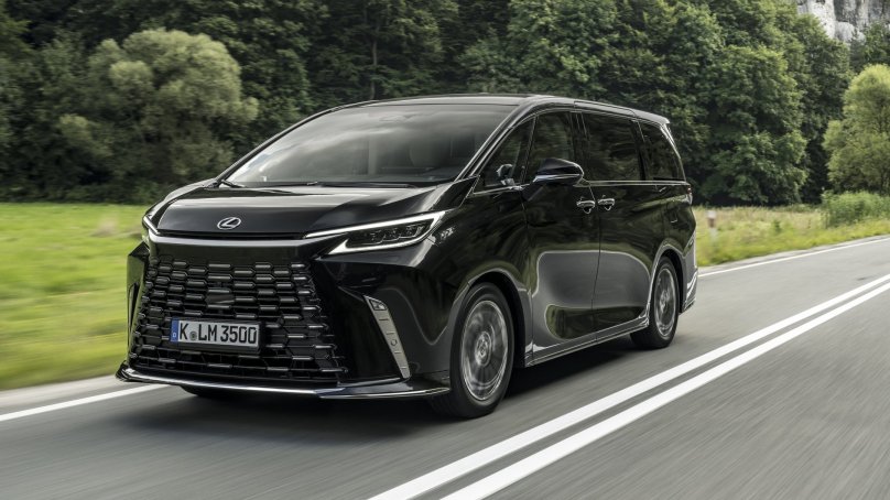 Lexus LM 350h