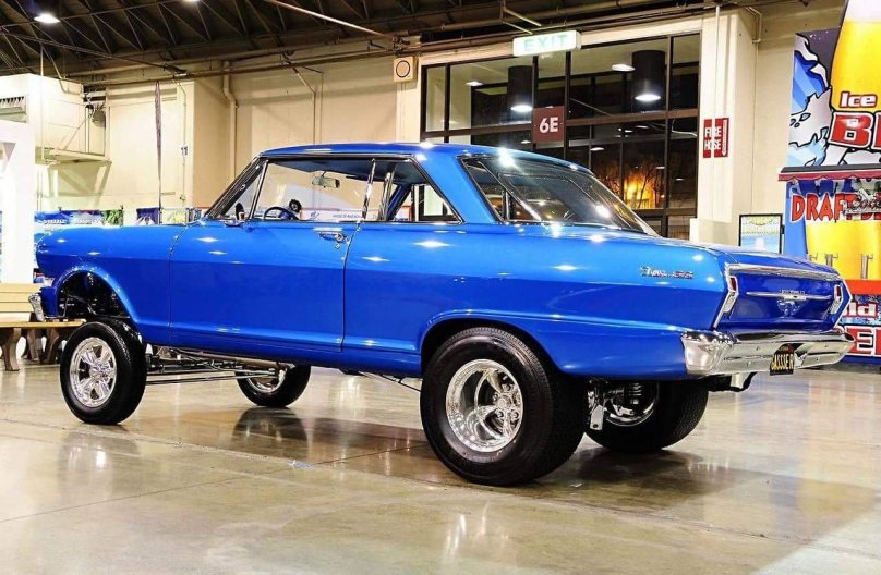 Лоурайдер Chevrolet Nova