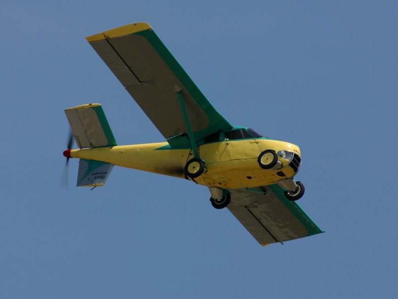 Одномоторный самолет