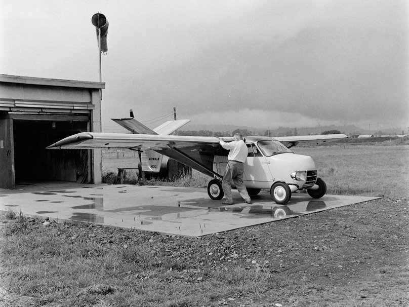 Летающий автомобиль 1960 год