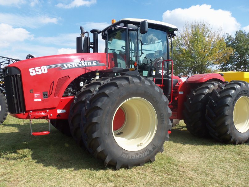 Трактора versatile 350