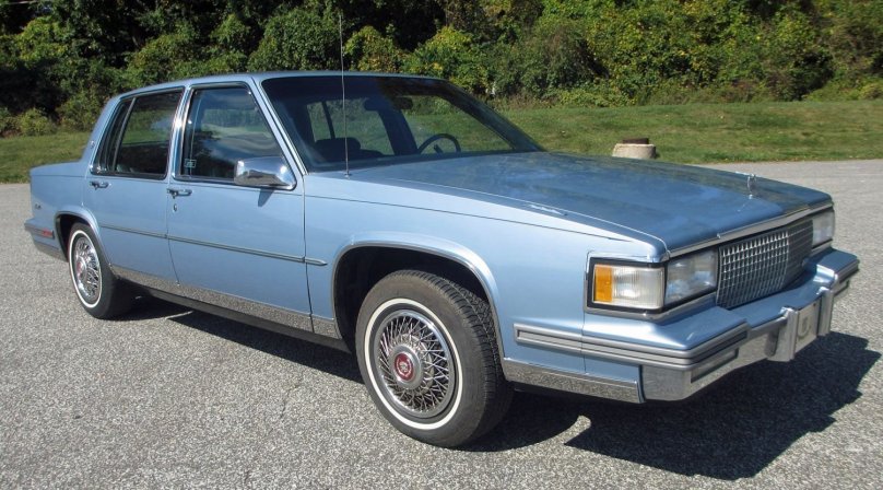 Cadillac Brougham 1987