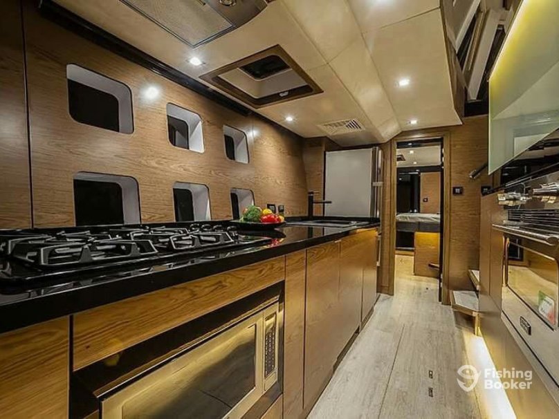 Автодом Ford 750 EARTHROAMER