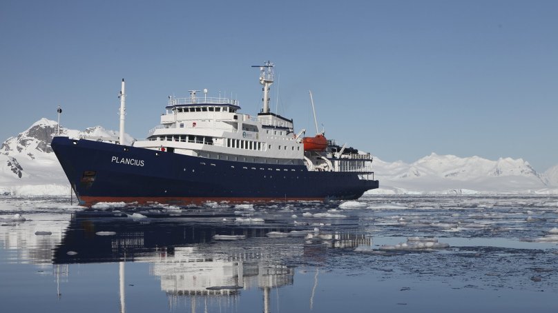 Экспедиционное судно