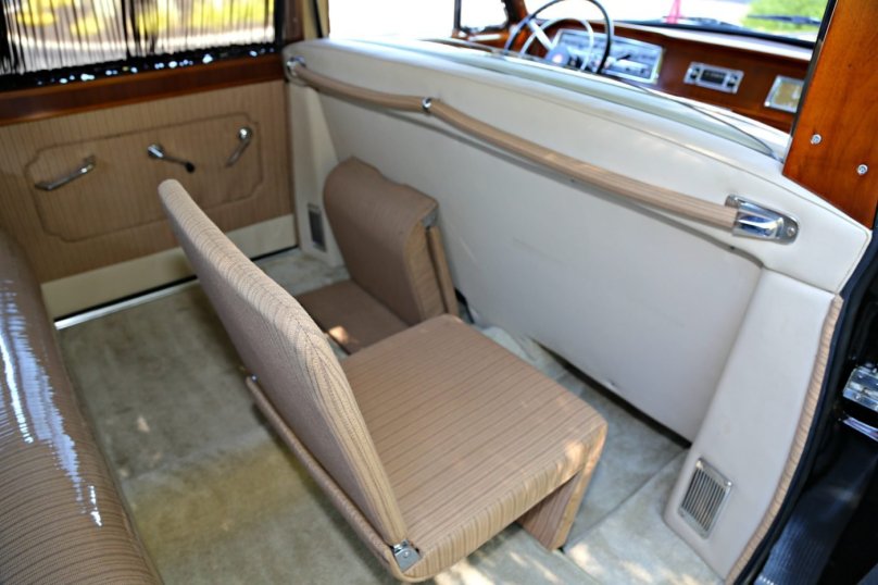 Hongqi ca72 салон