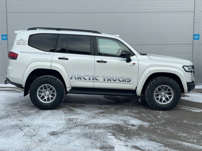 Lc300 Arctic Truck