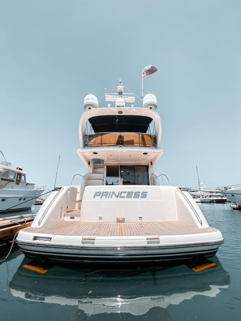 Принцесса 56 яхта Сочи