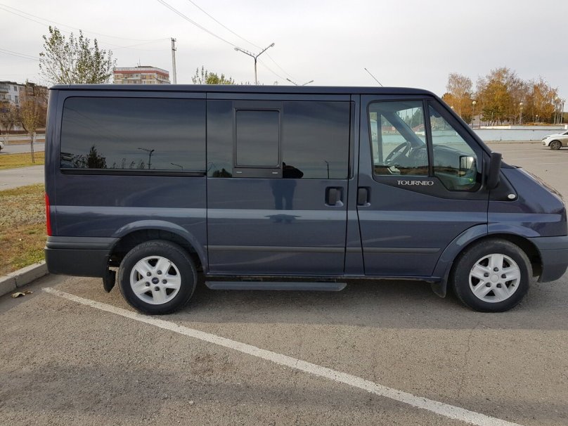 Ford Tourneo Transit 2008 8местный