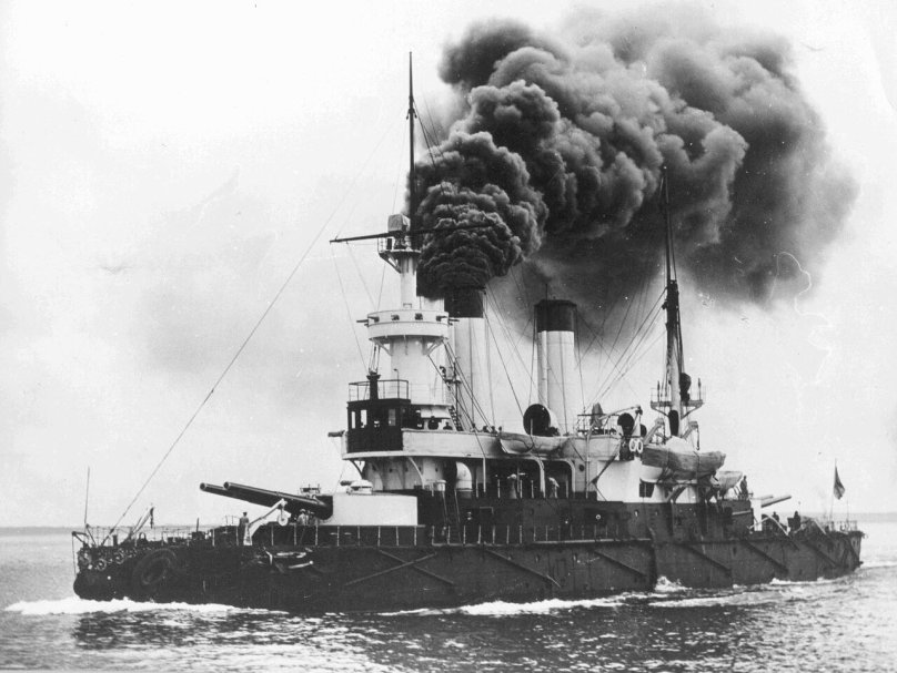 Броненосец Адмирал Сенявин