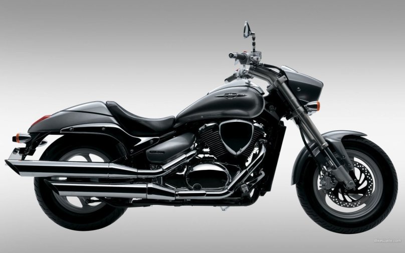 Сузуки интрудер 800