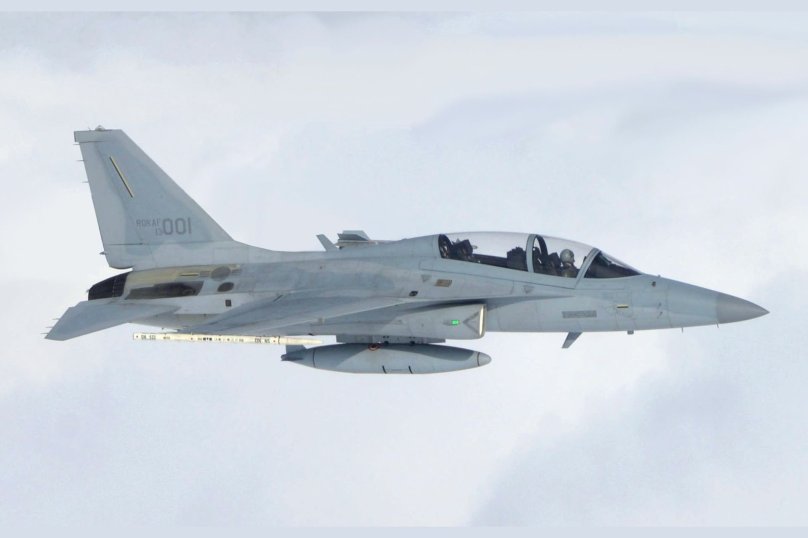 Истребитель fa-50 южнокорейский