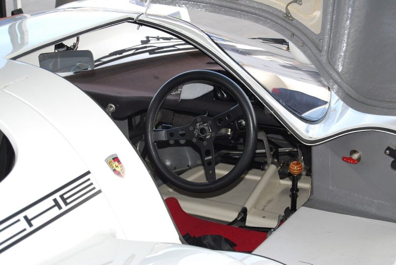 Porsche 963 Cockpit