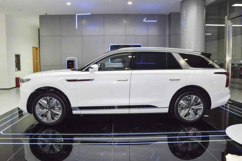 Hongqi e-hs9 белый
