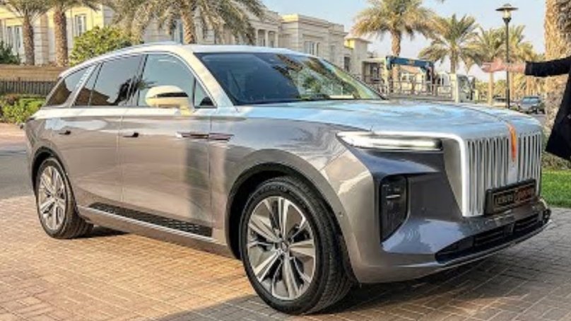 E-hs9 4 Seats flagship LR