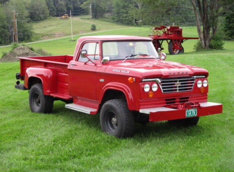 1961 Dodge Power Wagon