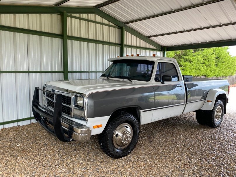 1978 Dodge d300 две