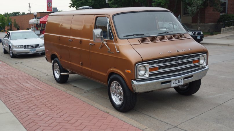 Dodge van Tradesman